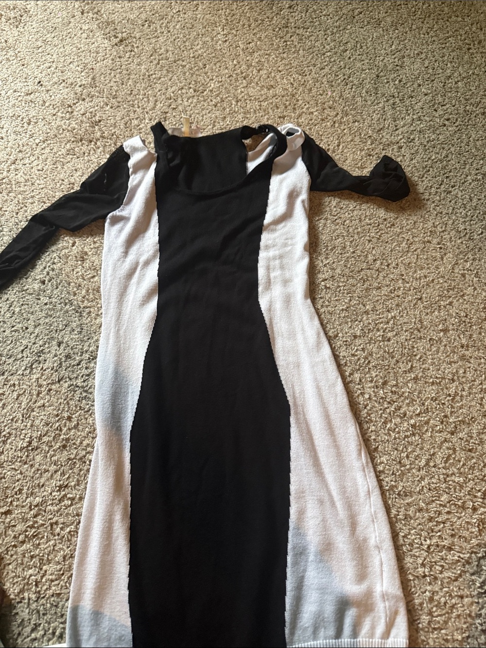 Black & White Colorblock Long Sleeve Dress